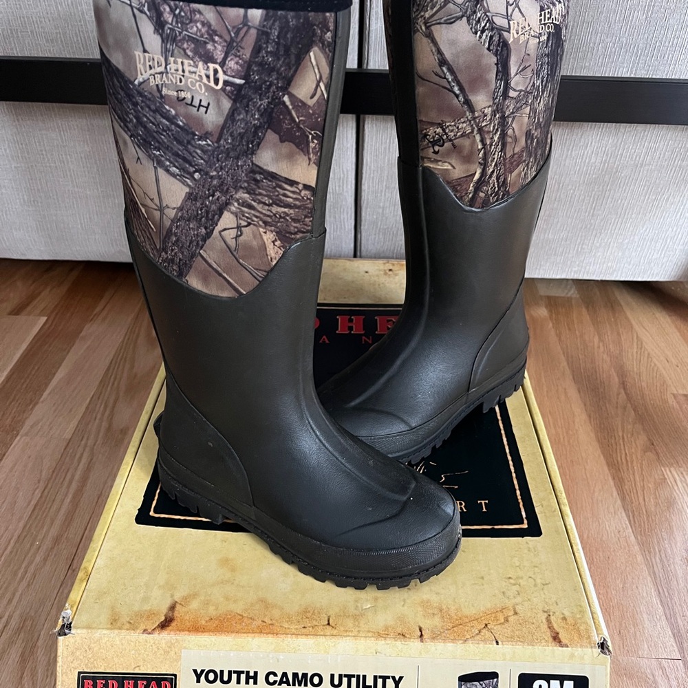 RedHead Youth Camo Rubber Boots - Picture 2 of 4